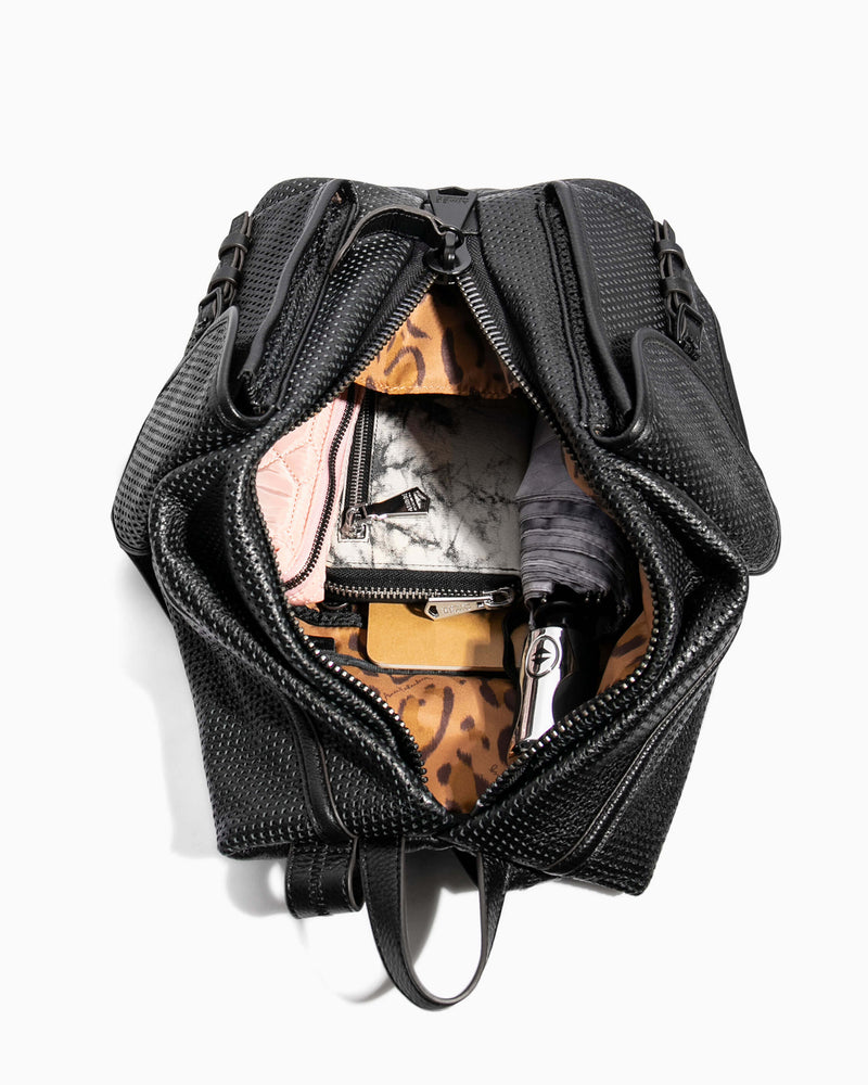 Misfit Cargo Backpack - interior functionality